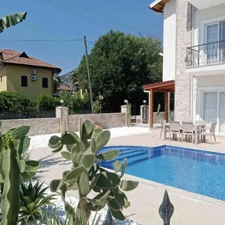 דירה Fabulous 3 Bedroom In With Pool *