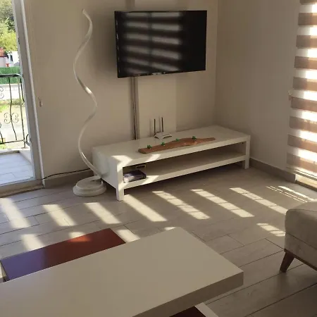 דירה Fabulous 3 Bedroom In With Pool *